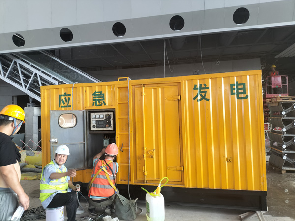 泸州怎样判断空气滤清器是否需要更换？