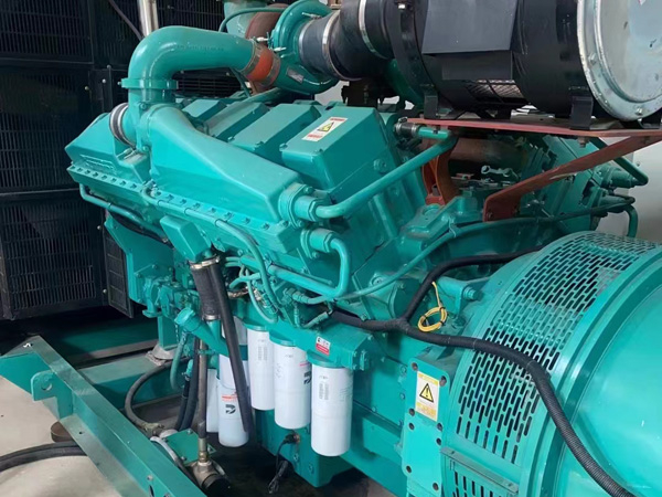 泸州更换100kW柴油发电机组机油时，需要注意哪些事项？